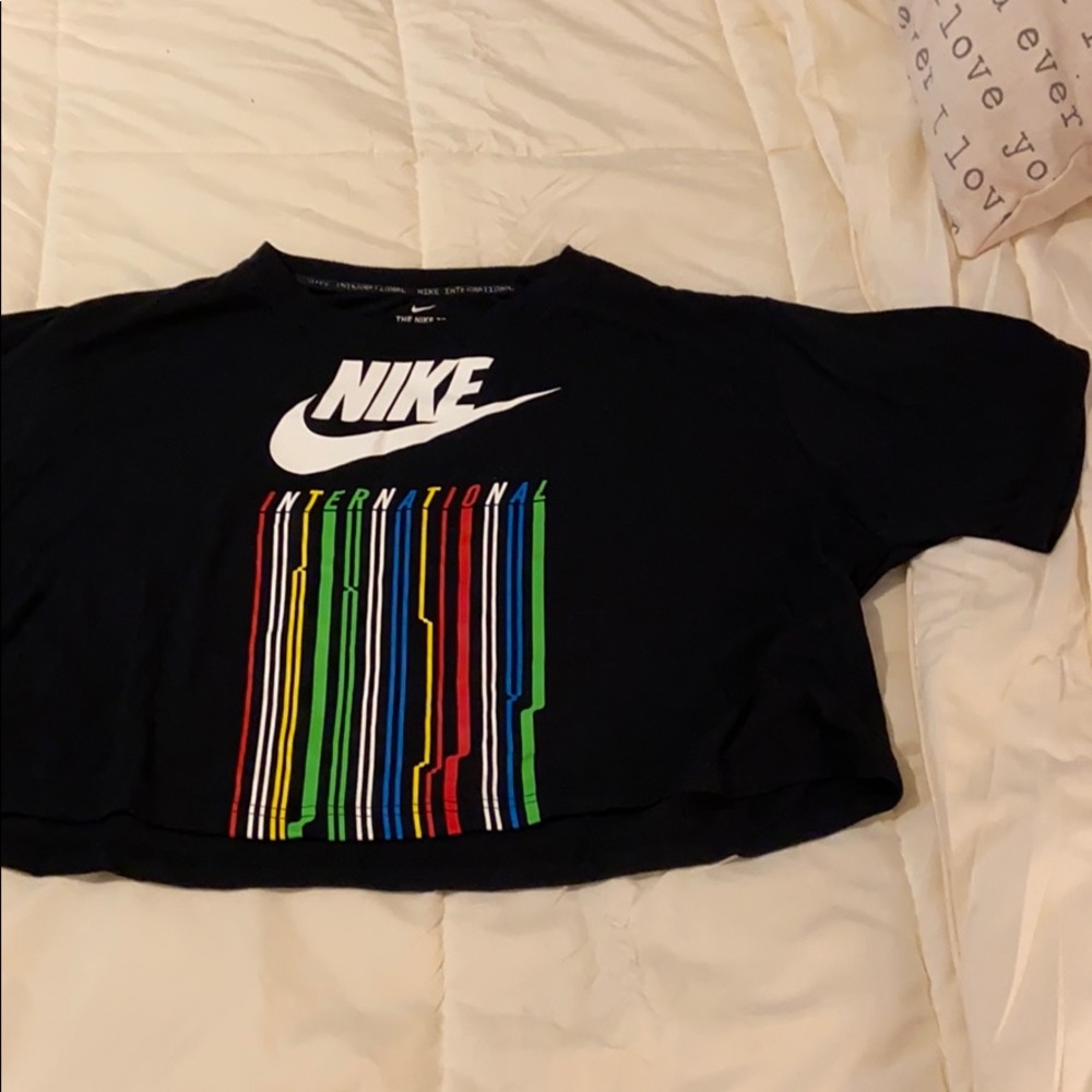 Nike Crop Top.